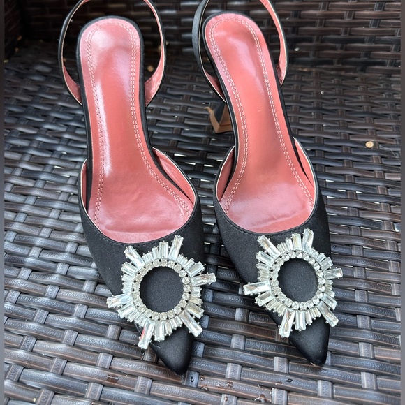 Heels - Picture 1 of 5